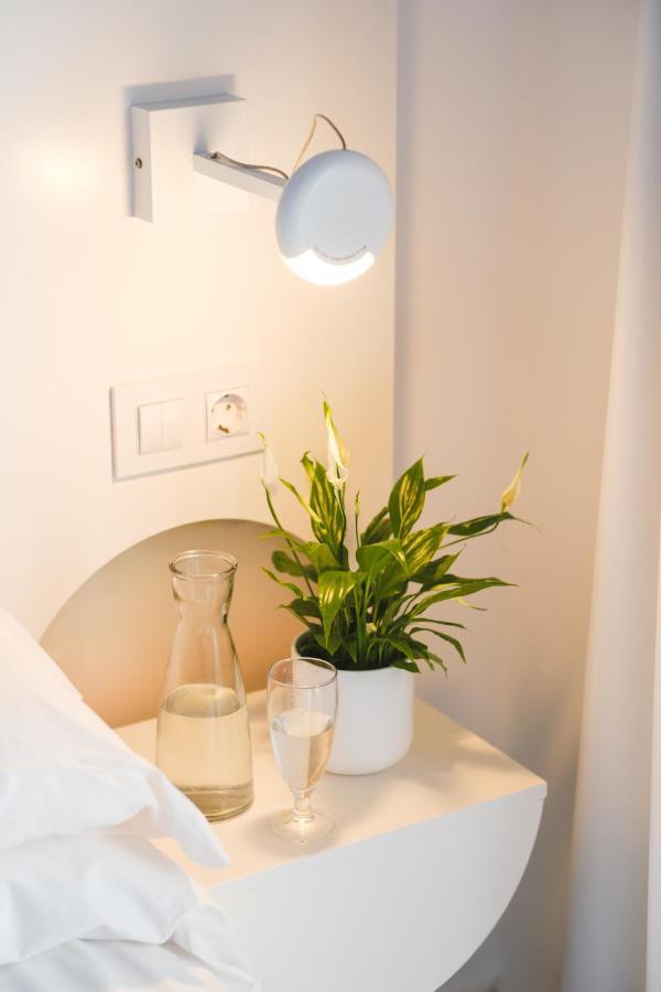 Welikehotel Triton Beach (Adults Only) Cala Ratjada  Exteriör bild