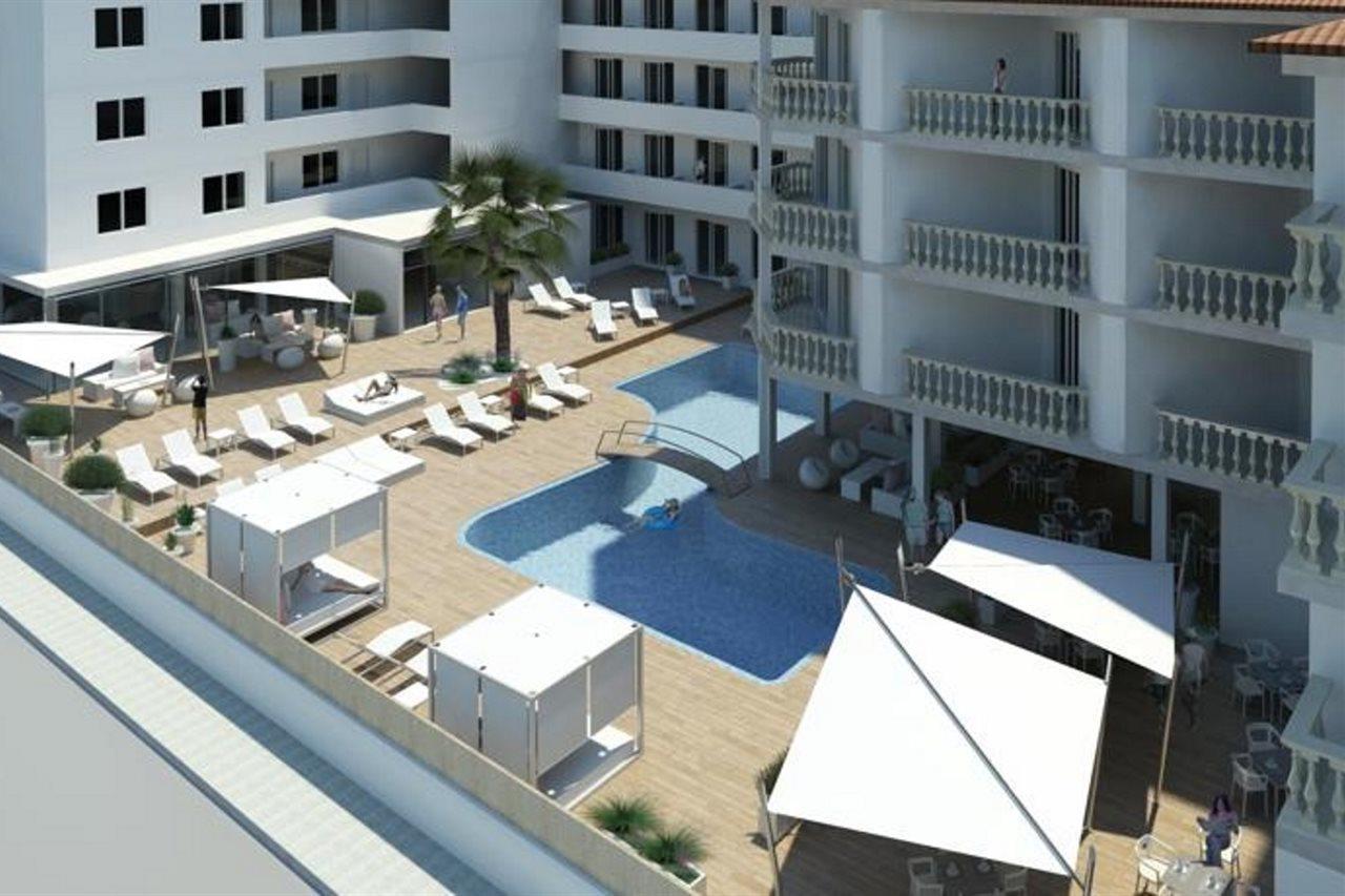 Welikehotel Triton Beach (Adults Only) Cala Ratjada  Exteriör bild