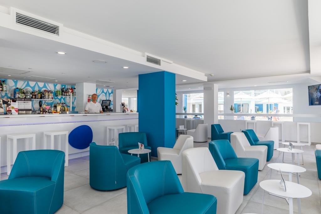 Welikehotel Triton Beach (Adults Only) Cala Ratjada  Exteriör bild
